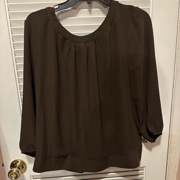 COPY - Used New York and Co top - Picture 2 of 2